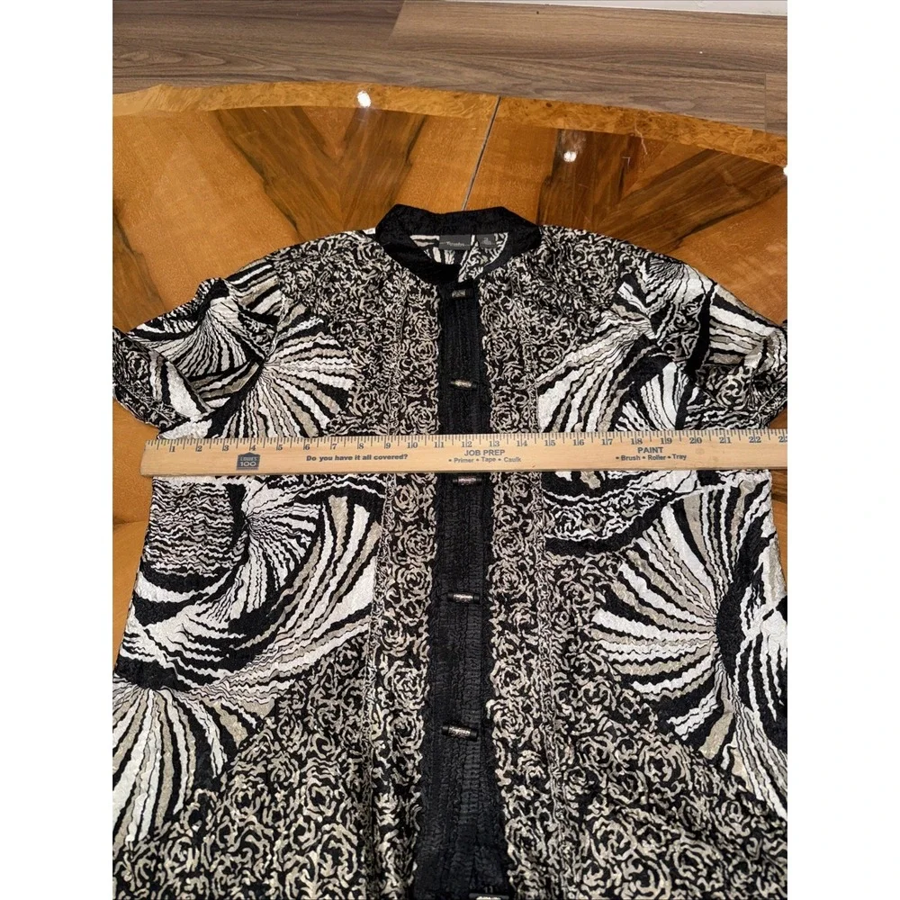 Travelers Collection by Chicos blazer cardigan black gold ivory open front women